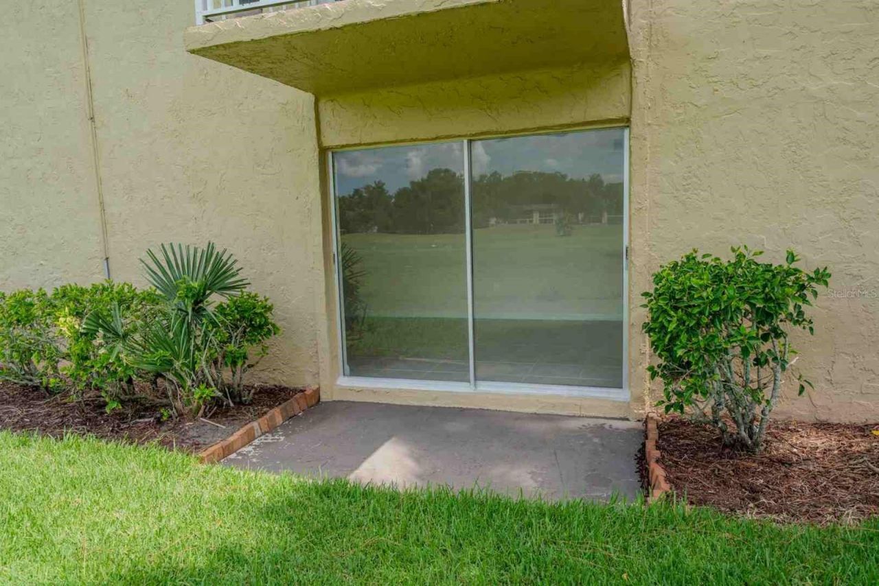 225 Country Club Drive , Unit D142, Largo, FL 33771 Photo