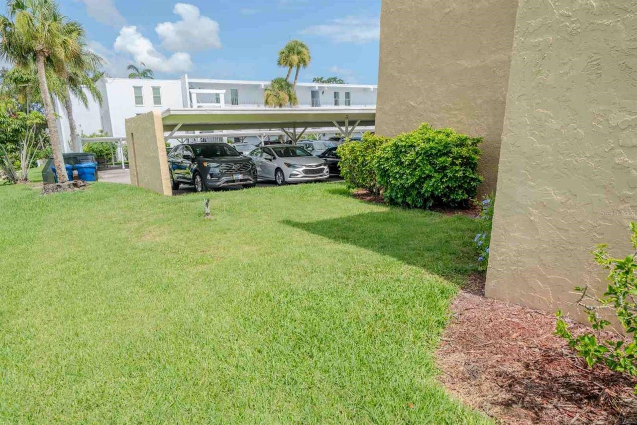 225 Country Club Drive , Unit D142, Largo, FL 33771 Photo