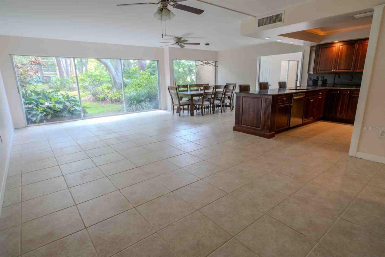 225 Country Club Drive , Unit D142, Largo, FL 33771 Photo