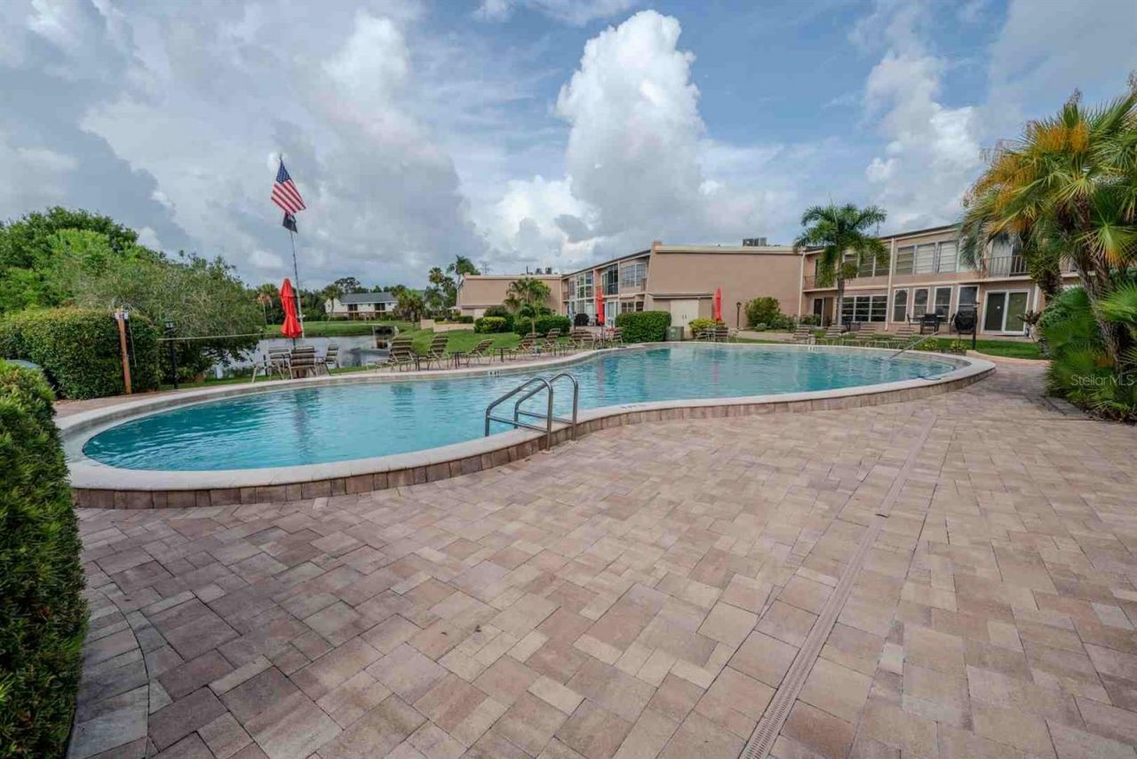 225 Country Club Drive , Unit D142, Largo, FL 33771 Photo
