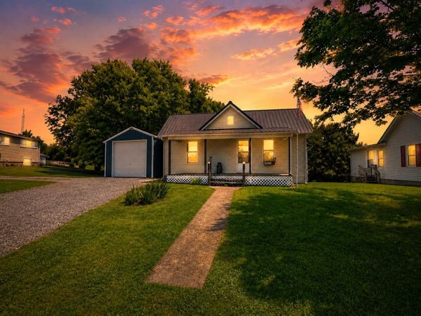 123 York Street, Bulls Gap, TN 37711