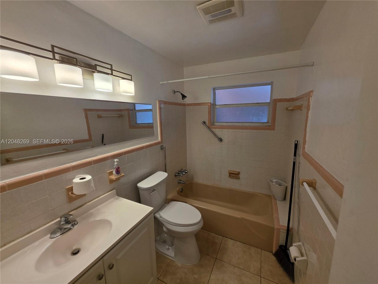 6130 Funston St, Unit N, Hollywood, FL 33023 Photo