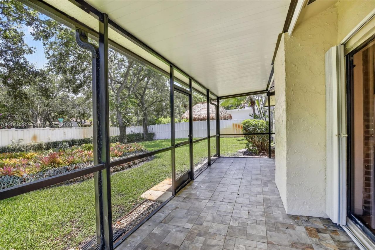 12104 Landing Way , Cooper City, FL 33026 Photo