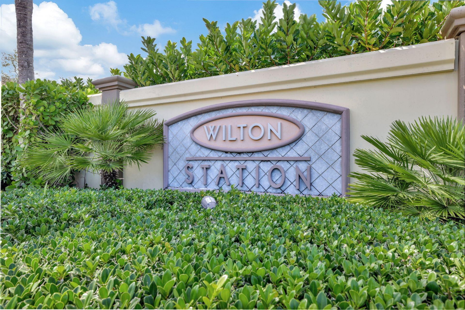 2609 NE 14th Avenue, Unit 105, Wilton Manors, FL 33334 Photo