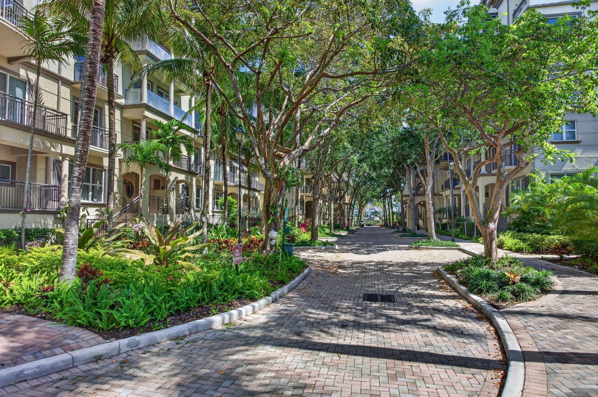 2609 NE 14th Avenue, Unit 105, Wilton Manors, FL 33334 Photo