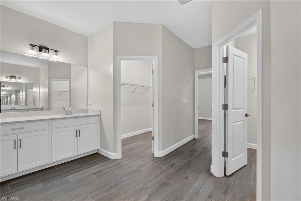 10625 Timber Creek Dr, Fort Myers, FL 33913 Photo