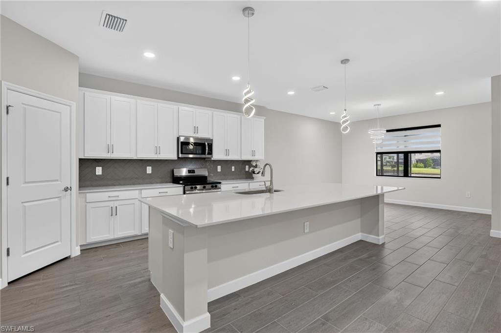 10625 Timber Creek Dr, Fort Myers, FL 33913 Photo