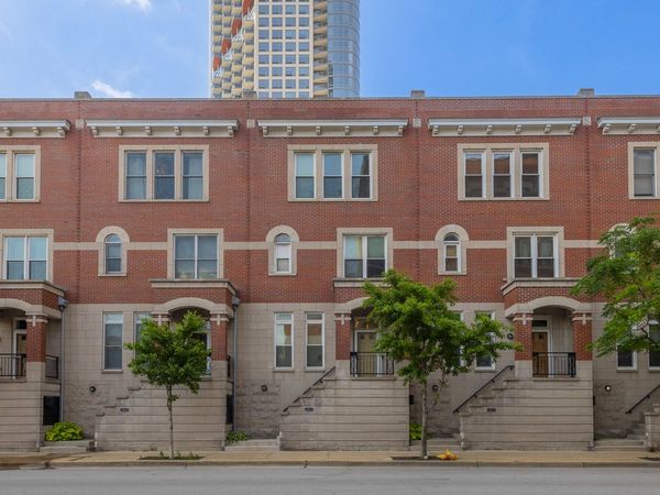 419 W GRAND Avenue , Unit G, Chicago, IL 60654