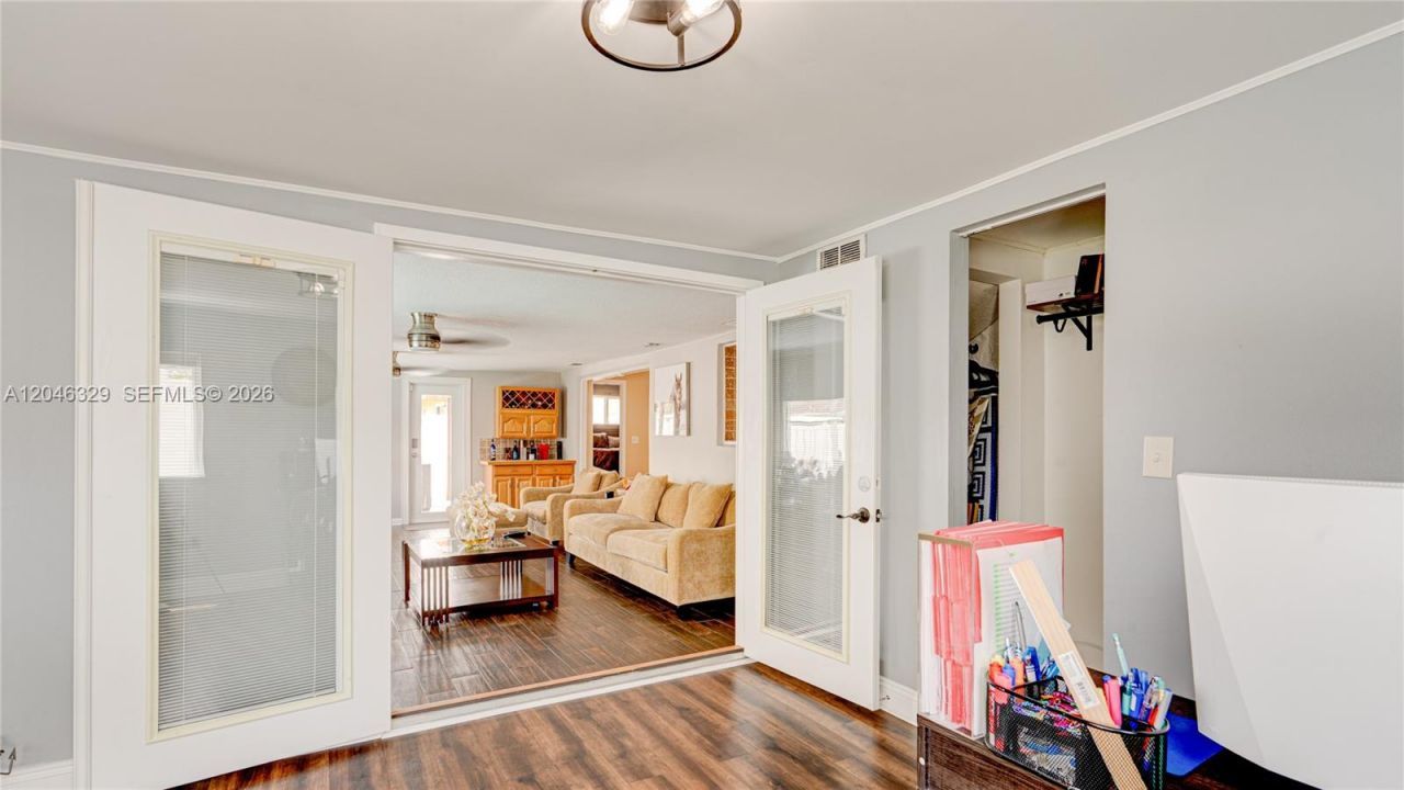 11370 NW 46th Pl, Sunrise, FL 33323 Photo
