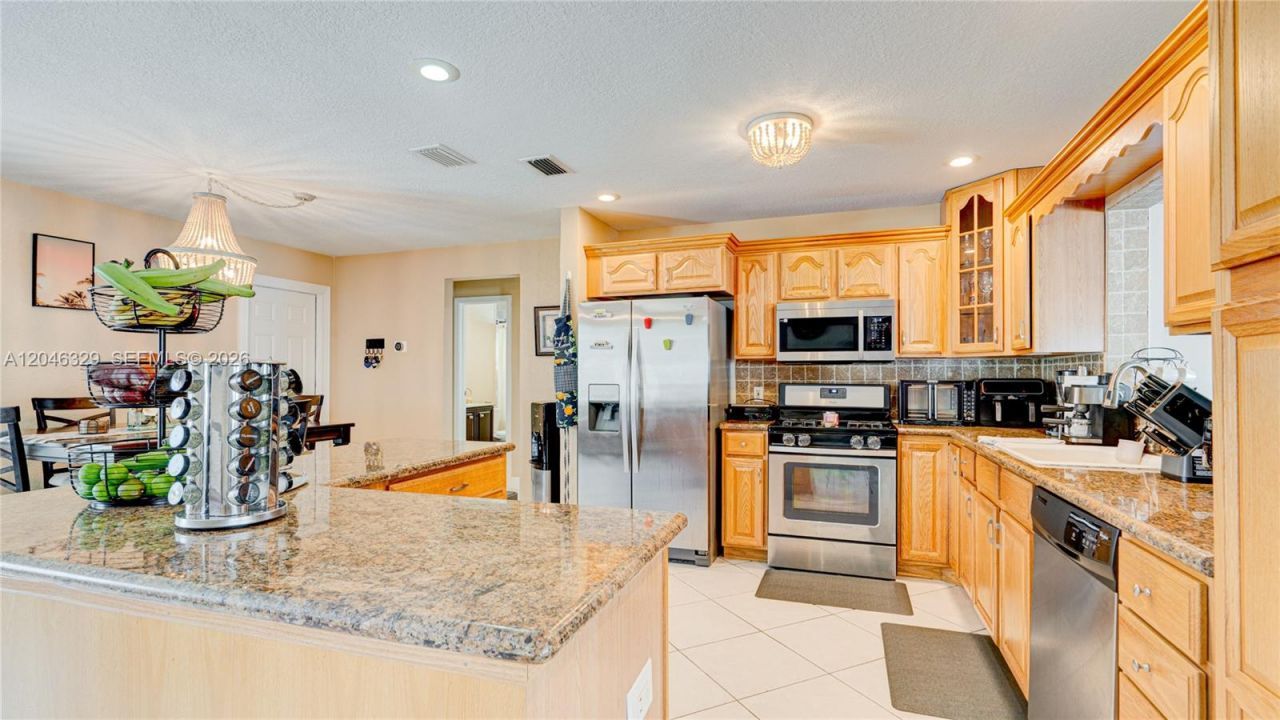 11370 NW 46th Pl, Sunrise, FL 33323 Photo