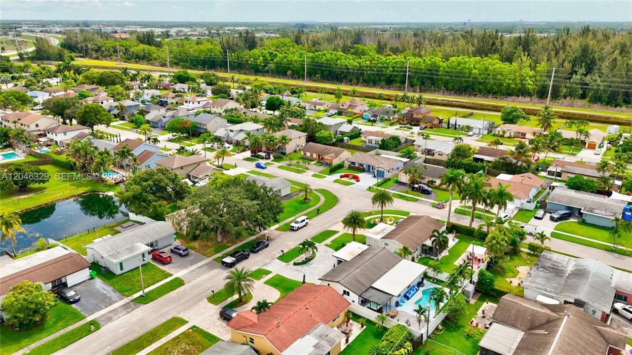 11370 NW 46th Pl, Sunrise, FL 33323 Photo