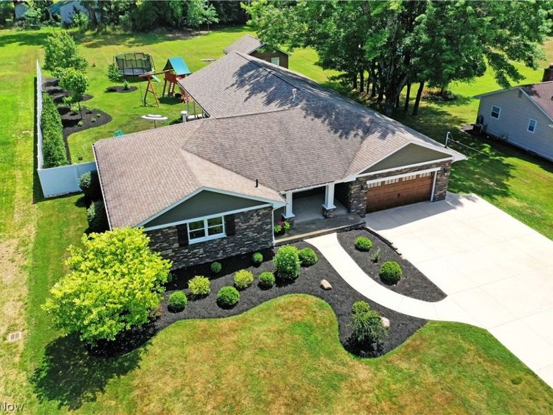 9272 Hillview Drive NE, Howland, OH 44484 Photo 47