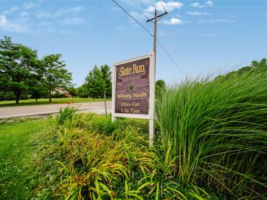 1900 Winchester Southern Road, UNIT B, Canal Winchester, OH 43110