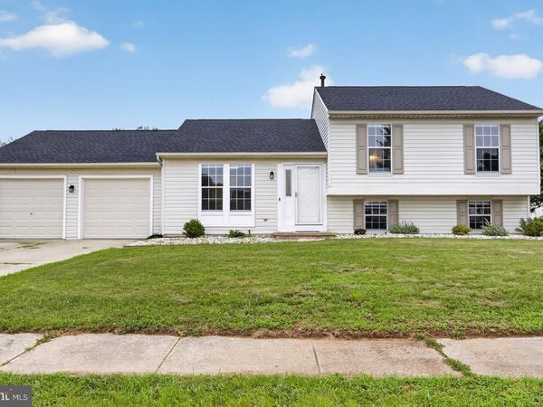 112 ERMINE DRIVE, NEW CASTLE, DE 19720