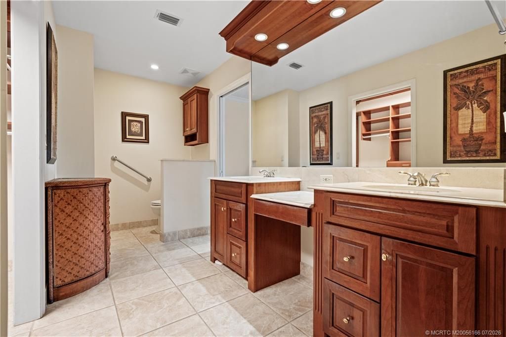 1310 NW Lakeside Trail, Stuart, FL 34994 Photo
