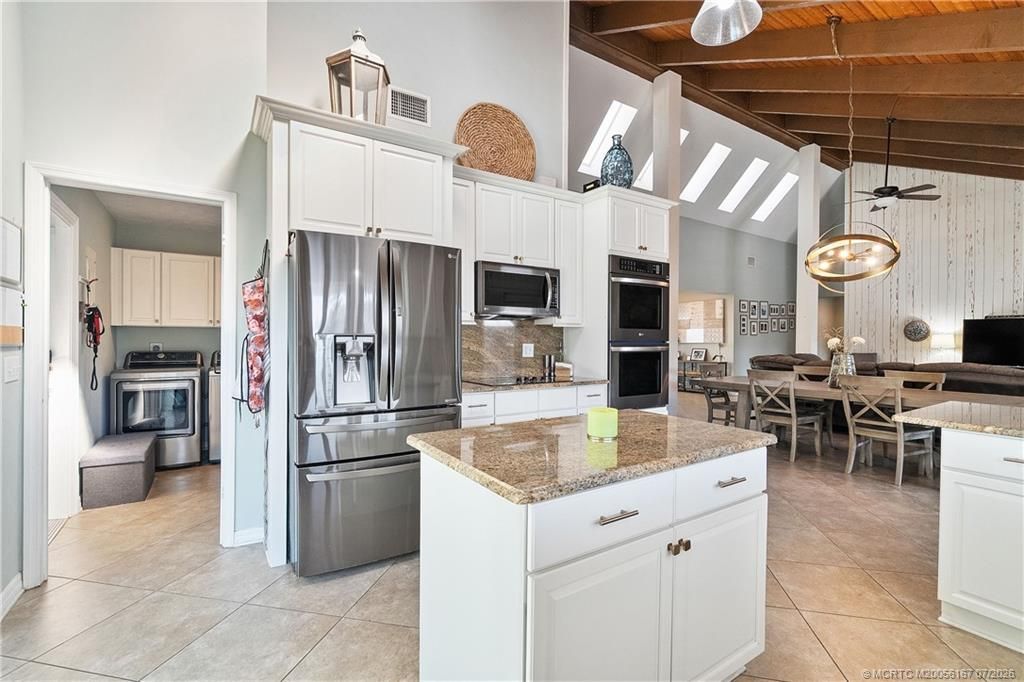 220 SW Willow Lake Trail, Stuart, FL 34997 Photo