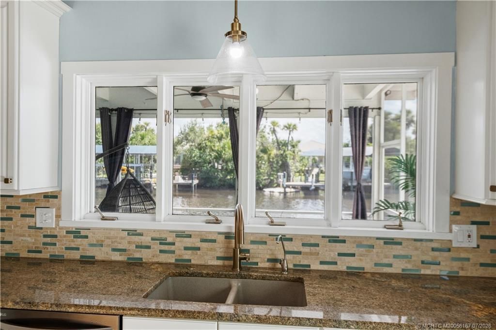 220 SW Willow Lake Trail, Stuart, FL 34997 Photo