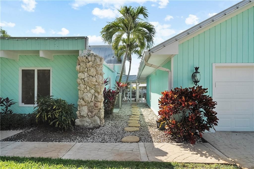 220 SW Willow Lake Trail, Stuart, FL 34997 Photo