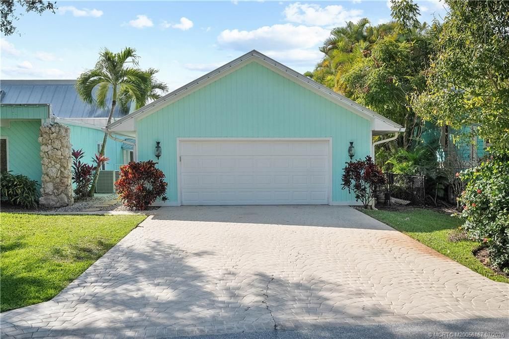 220 SW Willow Lake Trail, Stuart, FL 34997 Photo