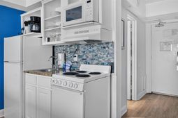 1207 S Ocean Blvd. photo 4