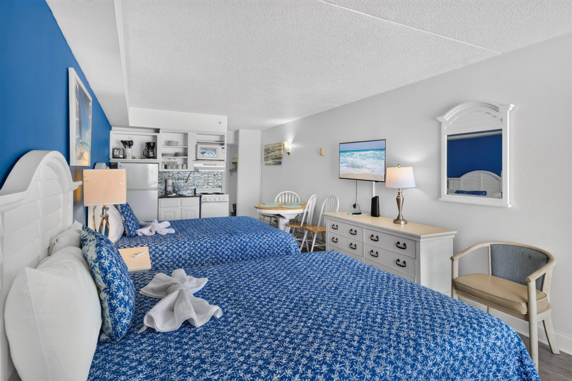 1207 S Ocean Blvd. Photo 9