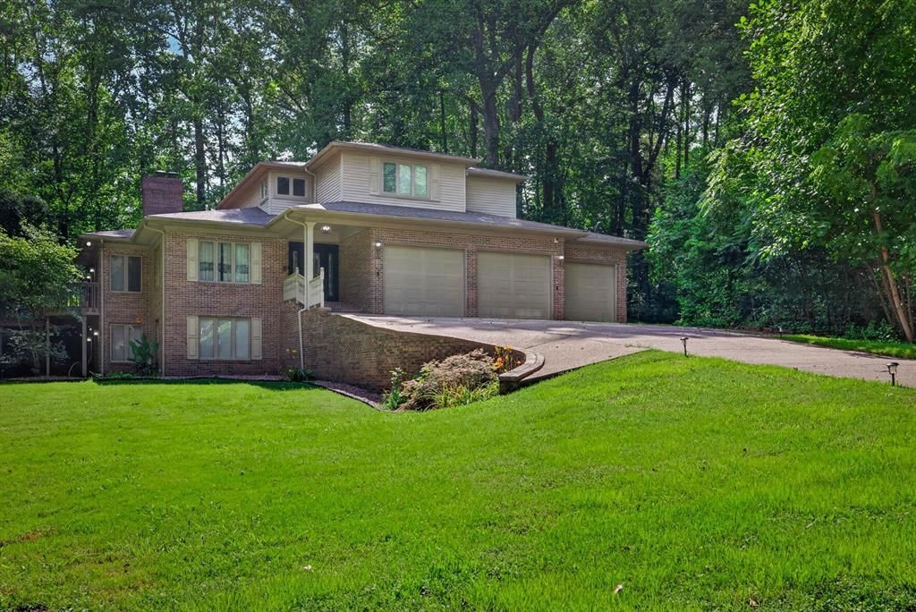 3142 Oakridge Ct, Owensboro, KY 42303 Main Photo