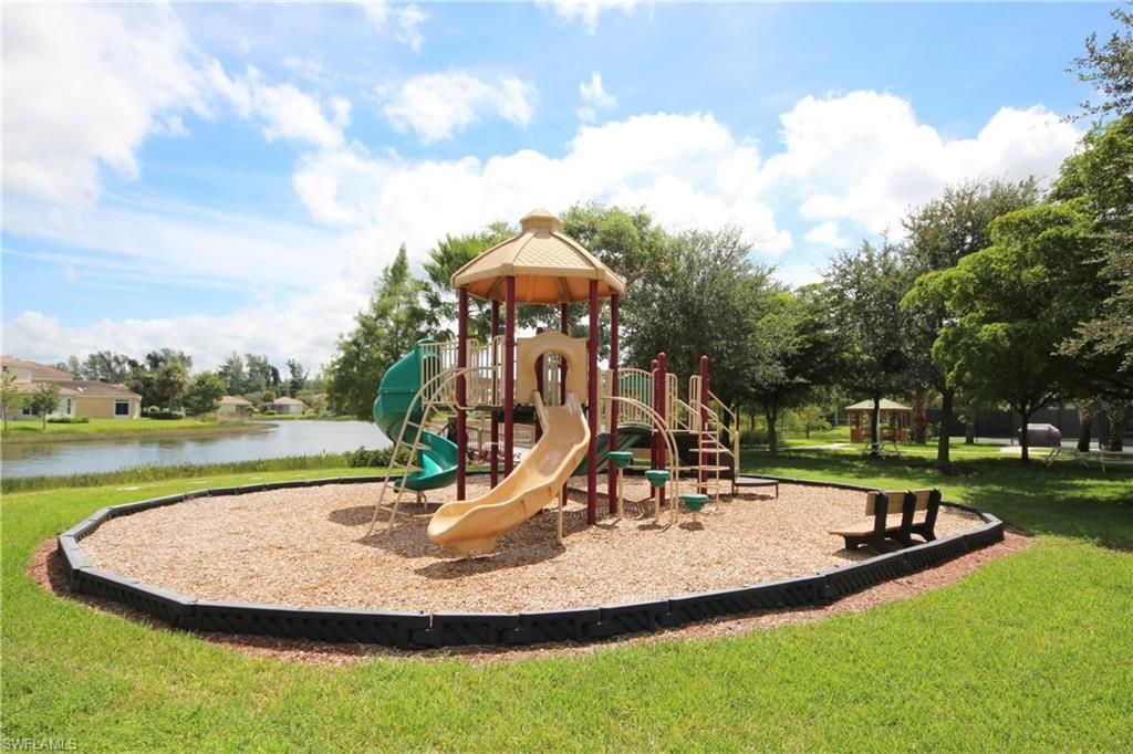 15586 Alton Dr, Fort Myers, FL 33908 Photo