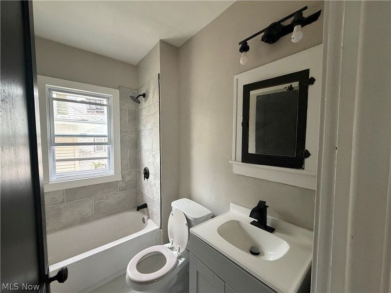 15317 Shiloh Road, Cleveland, OH 44110 Photo 22