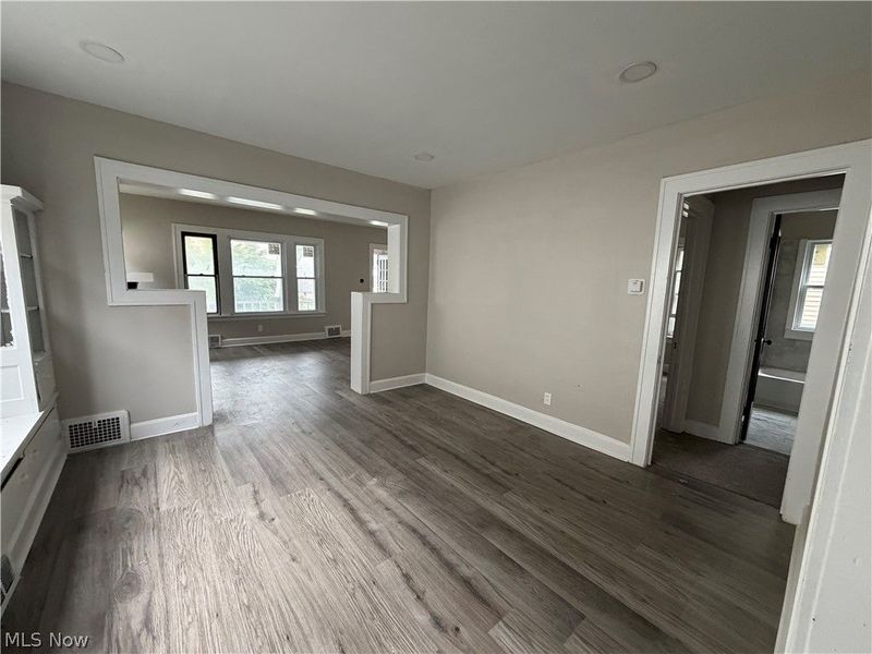 15317 Shiloh Road, Cleveland, OH 44110 Photo 6