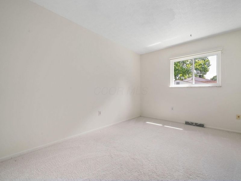 6417 S Sunbury Road, Westerville, OH 43081 Photo 21