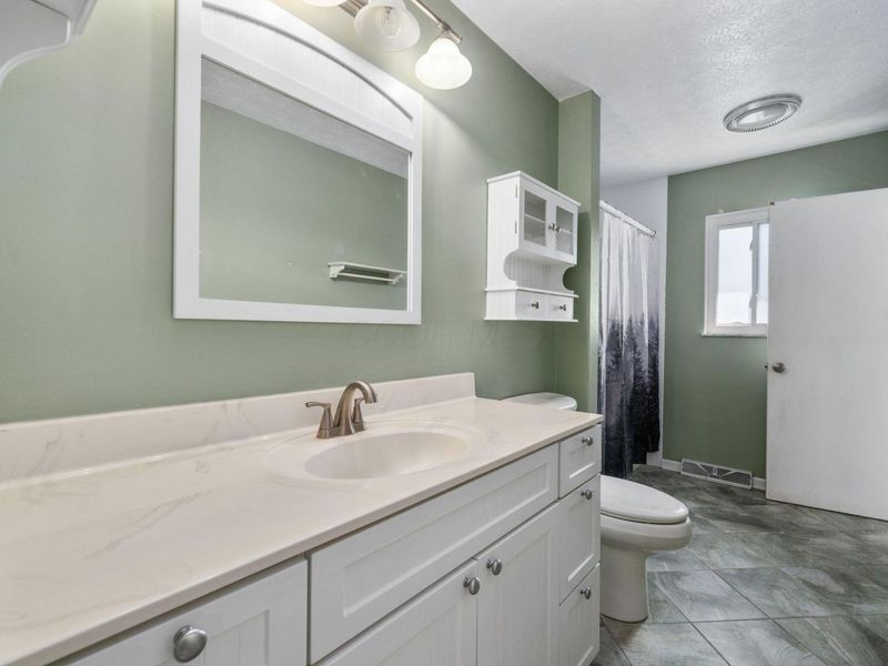 6417 S Sunbury Road, Westerville, OH 43081 Photo 23