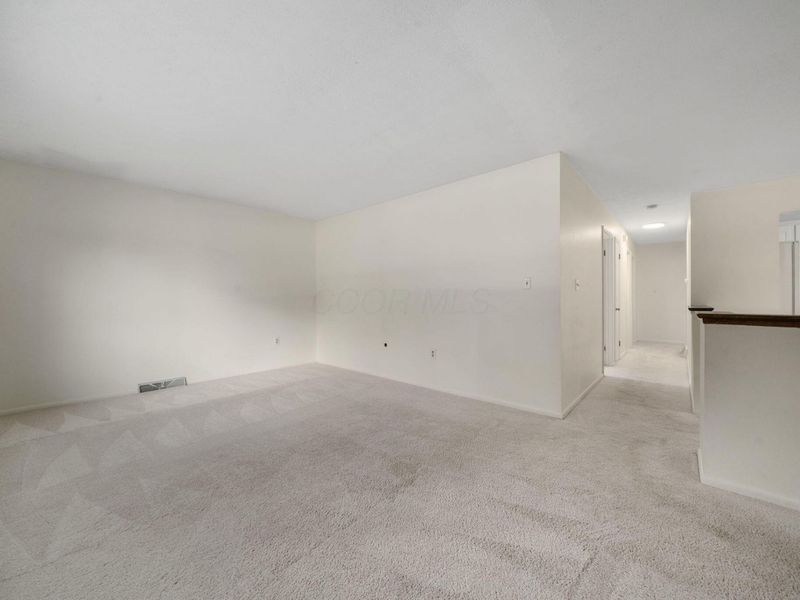 6417 S Sunbury Road, Westerville, OH 43081 Photo 7