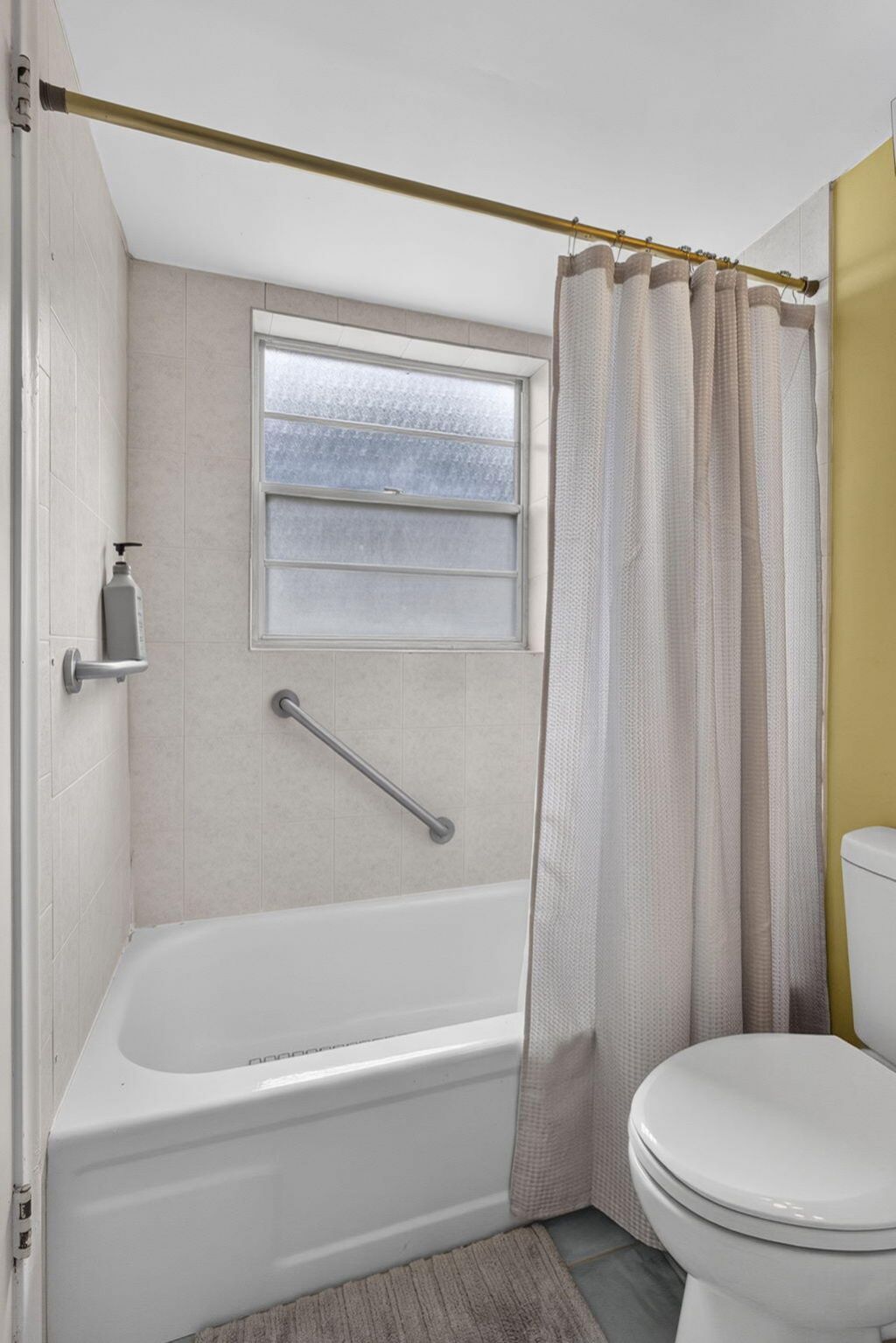 5 Northampton A, Unit 5, West Palm Beach, FL 33417 Photo