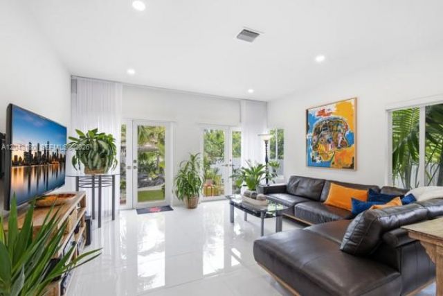 2931 SW 38th Ct , Unit 2, Miami, FL 33134 Photo