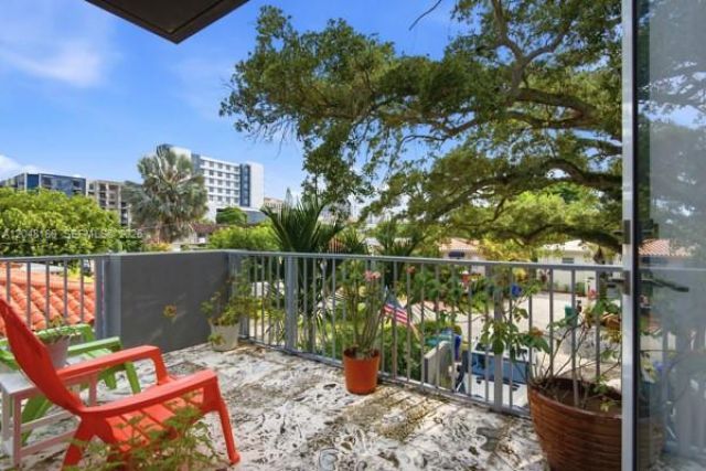2931 SW 38th Ct , Unit 2, Miami, FL 33134 Photo