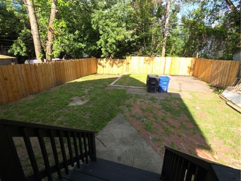 521 E 109th Street, Cleveland, OH 44108 Photo 2