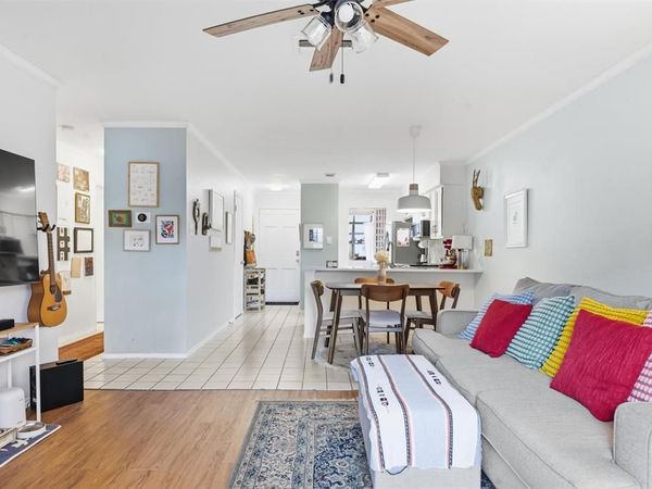 2215 Post RD, Unit 1018, Austin, TX 78704