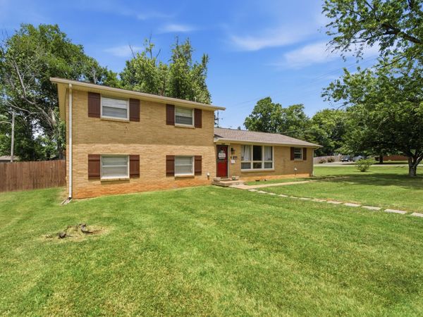 1002 W Northfield Blvd, Murfreesboro, TN 37129