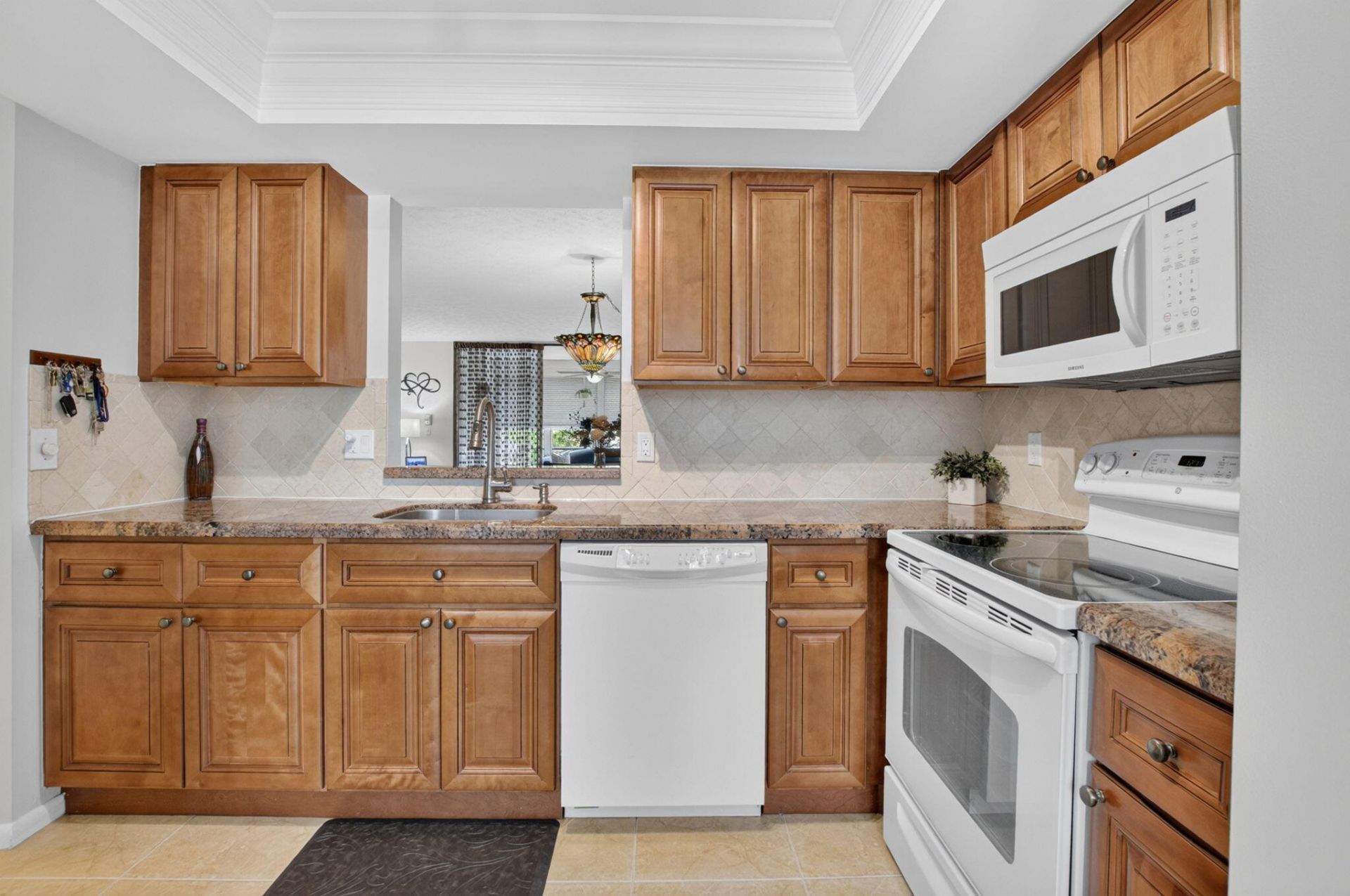 11 Willowbrook Lane, Unit 204, Delray Beach, FL 33446 Photo