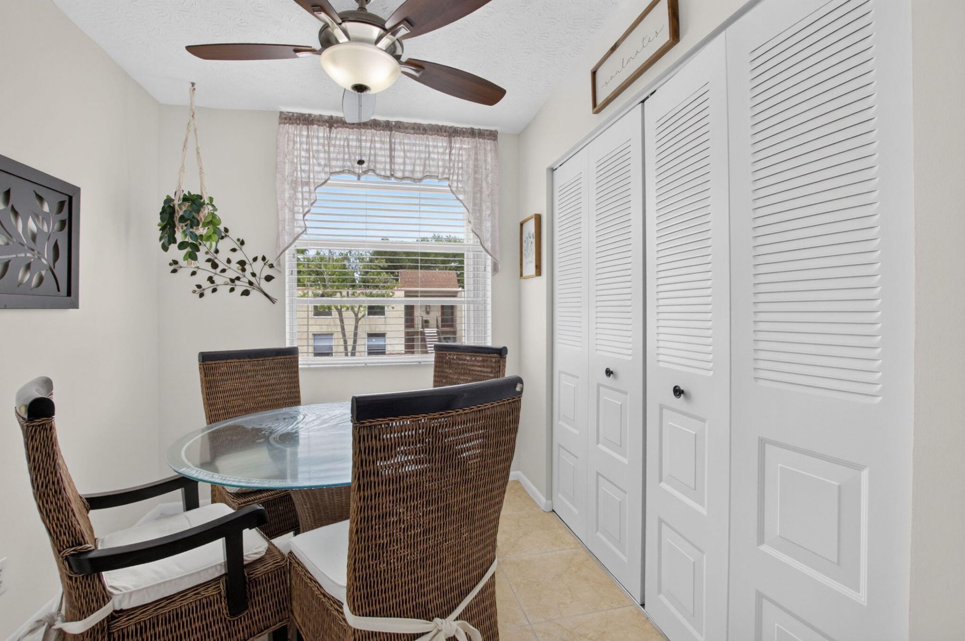 11 Willowbrook Lane, Unit 204, Delray Beach, FL 33446 Photo