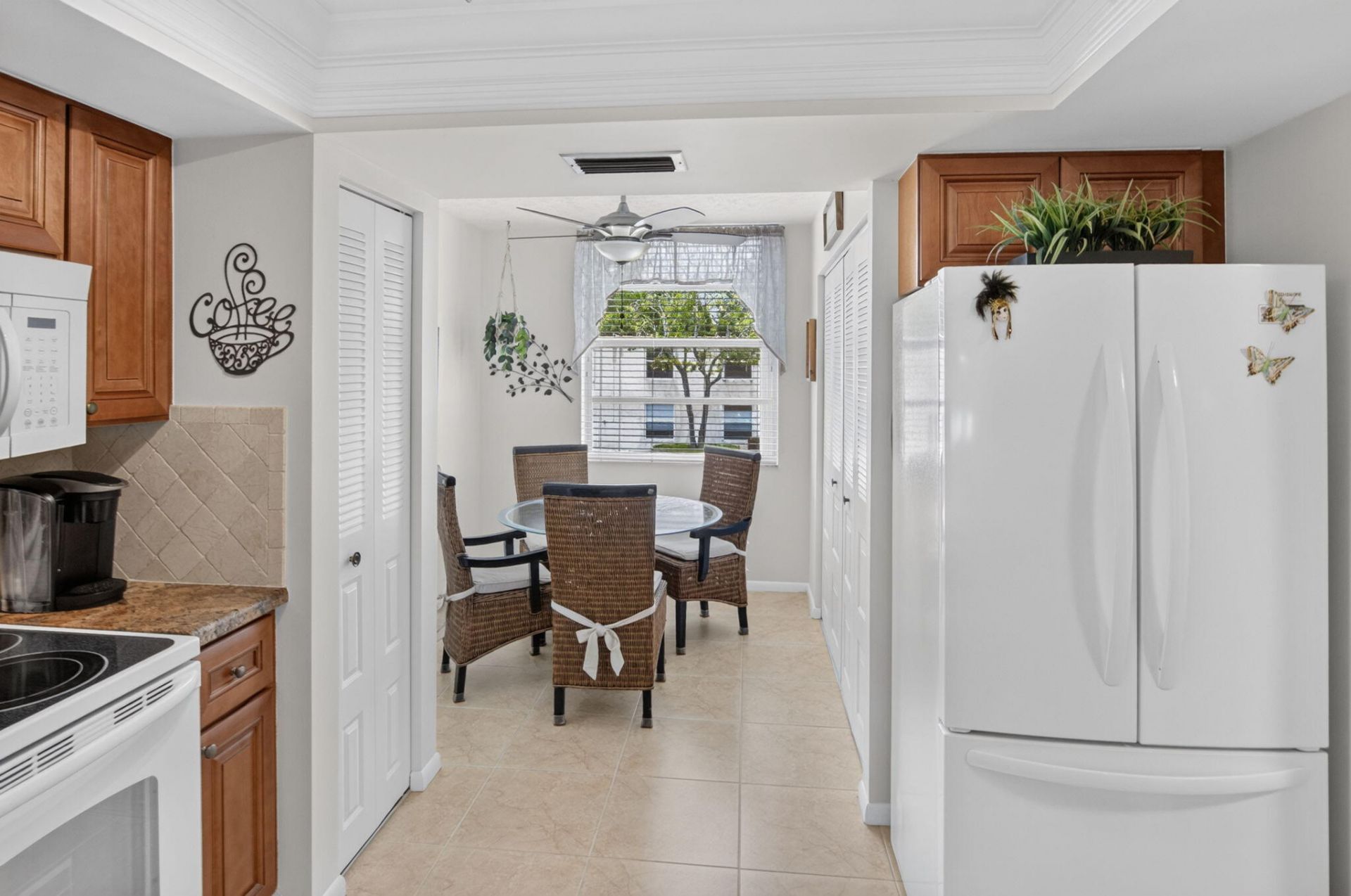 11 Willowbrook Lane, Unit 204, Delray Beach, FL 33446 Photo