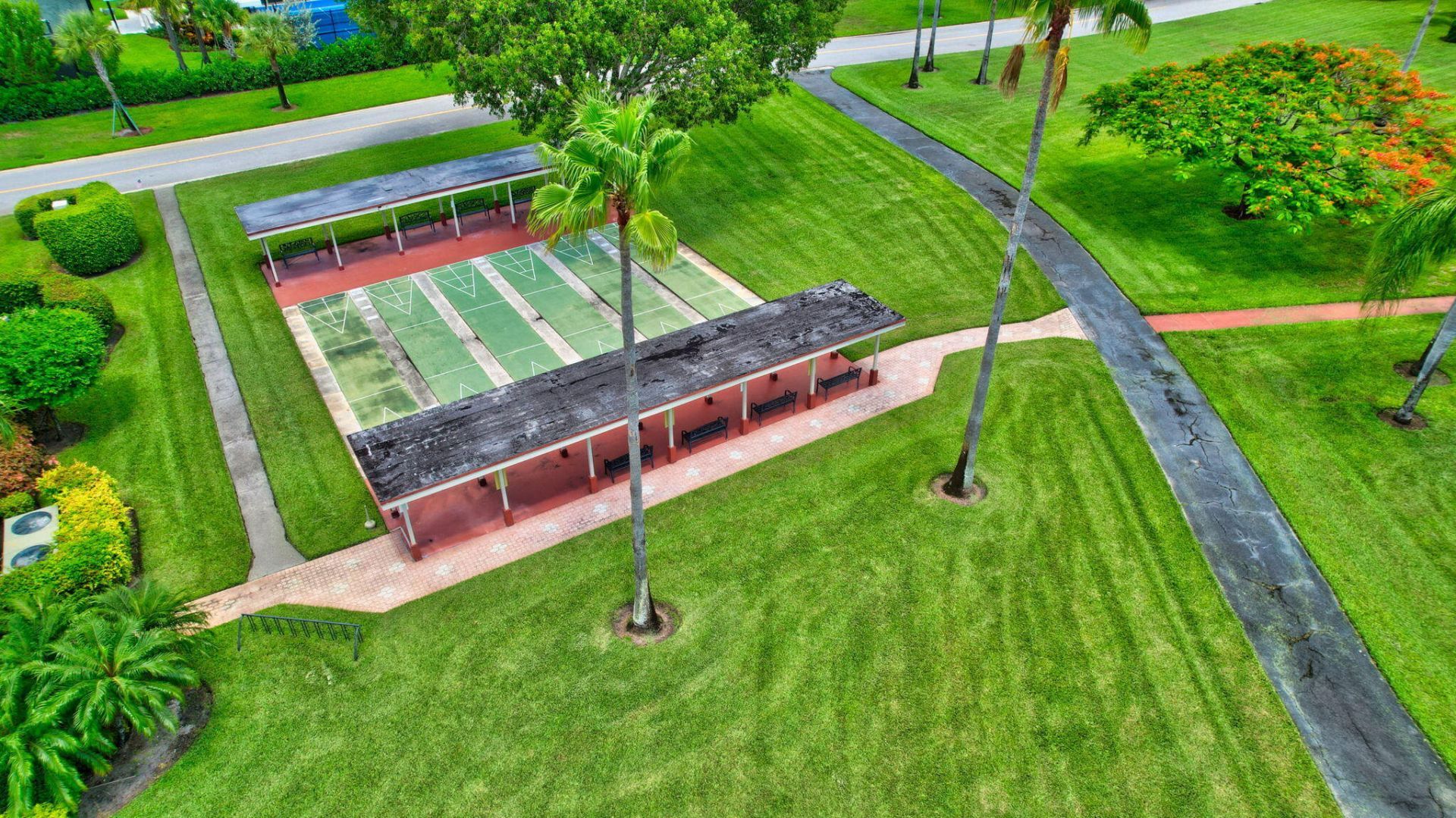 11 Willowbrook Lane, Unit 204, Delray Beach, FL 33446 Photo