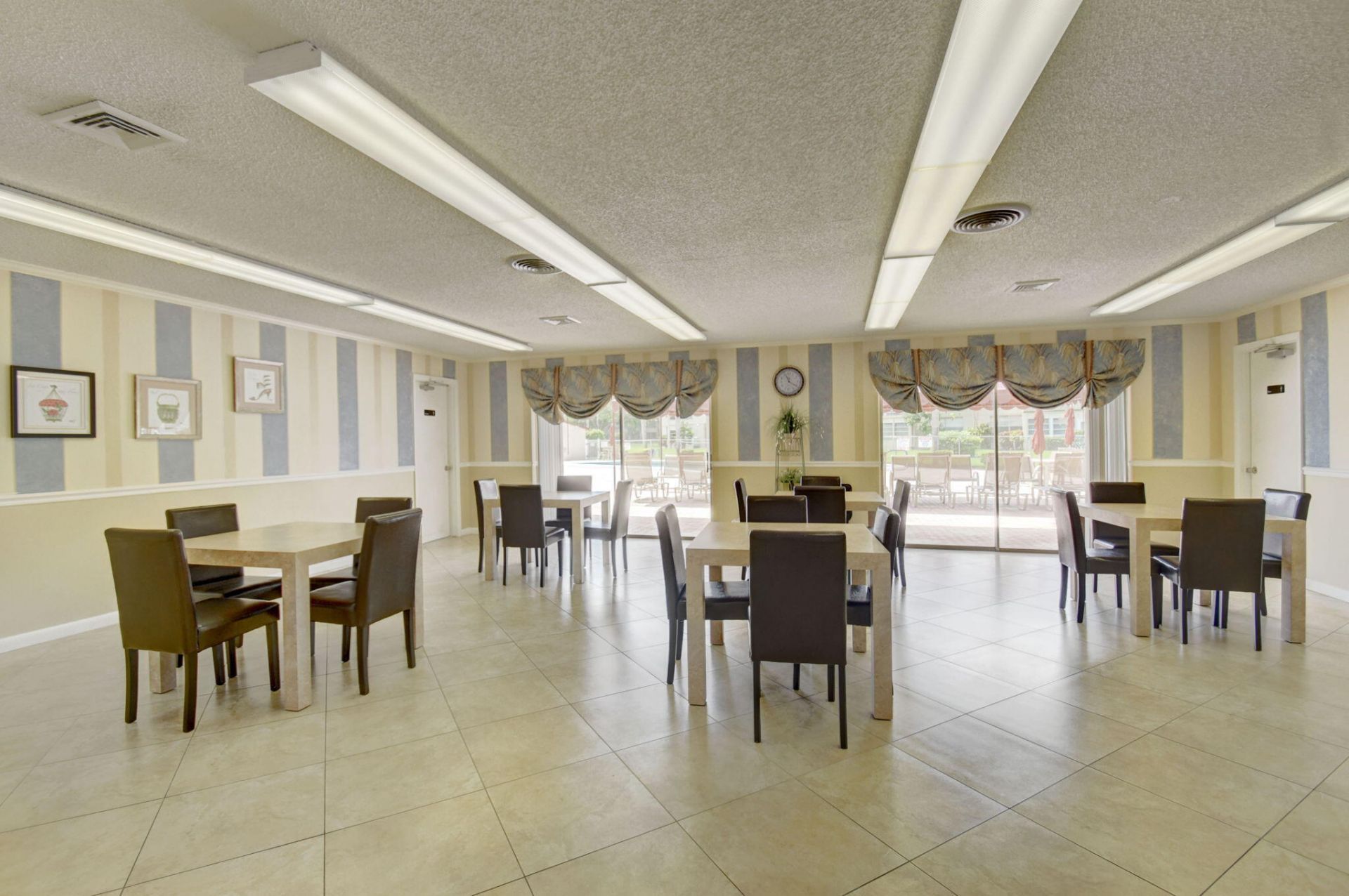 11 Willowbrook Lane, Unit 204, Delray Beach, FL 33446 Photo