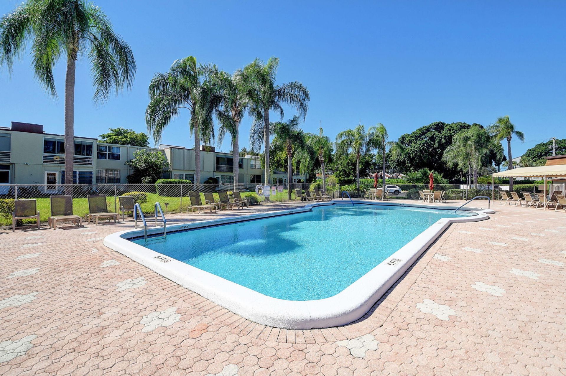 11 Willowbrook Lane, Unit 204, Delray Beach, FL 33446 Photo