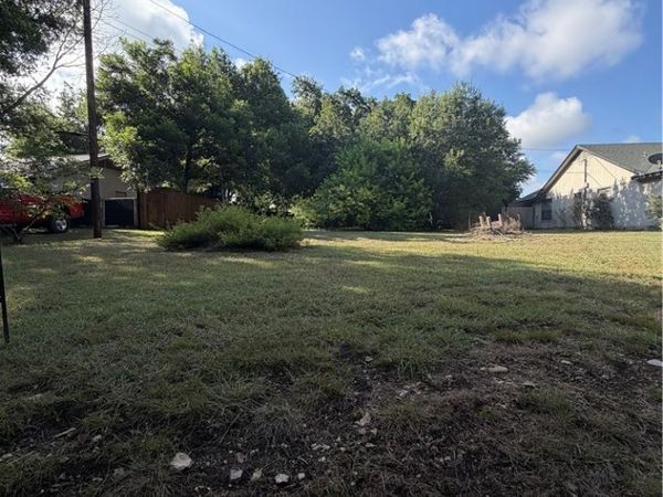 5465 E Lakeshore Drive , Belton, TX 76513