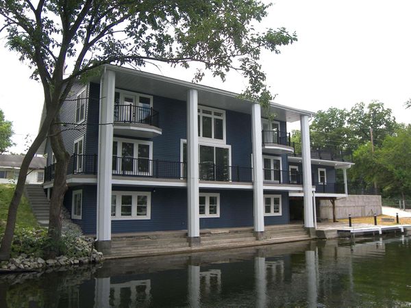 2906 E Armstrong Road, Leesburg, IN 46538