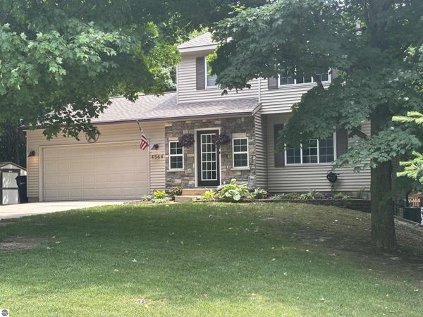 4564 Harr Drive, Traverse City, MI 49685