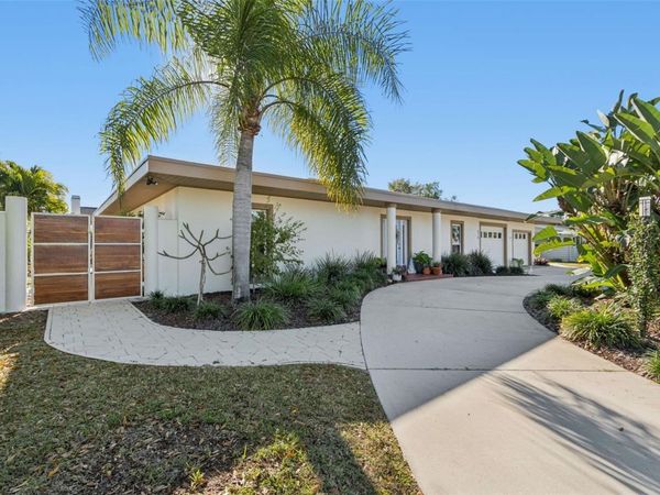 618 WHITFIELD AVENUE, SARASOTA, FL 34243