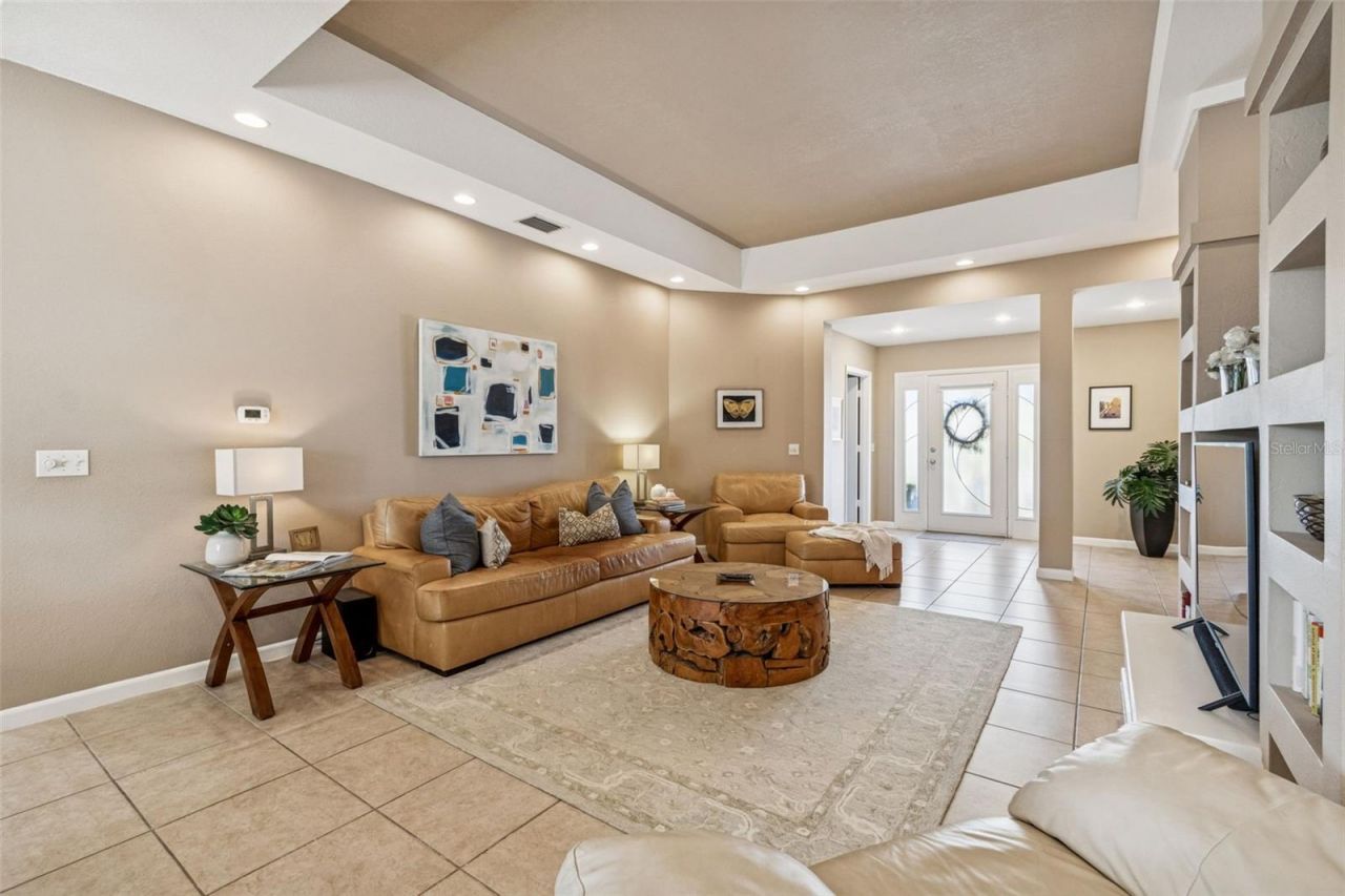 618 Whitfield Avenue, Sarasota, FL 34243 Photo