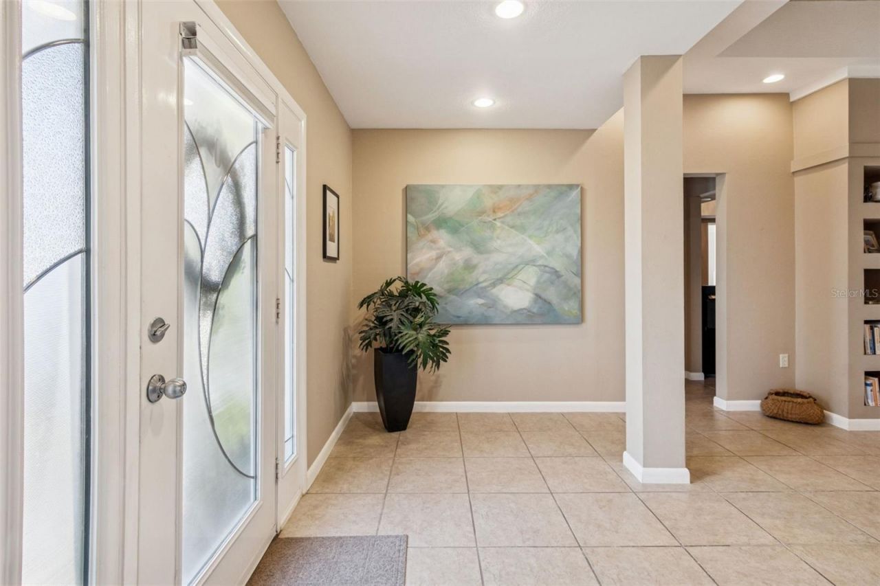 618 Whitfield Avenue, Sarasota, FL 34243 Photo